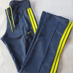 Nike Workout Pants Size Small